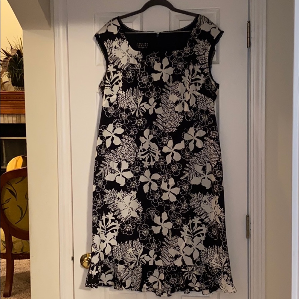 SPRING FLING FLORAL DRESS